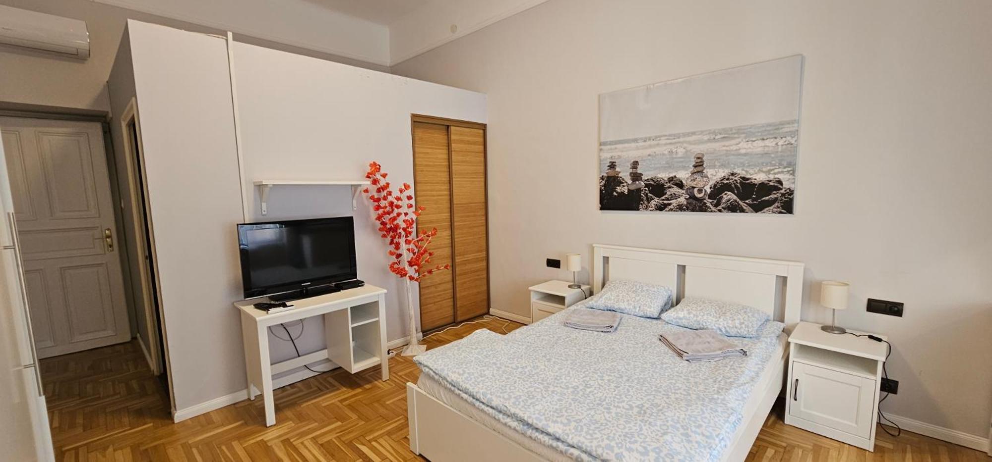 Central Dob Apartman Budapest Exteriör bild