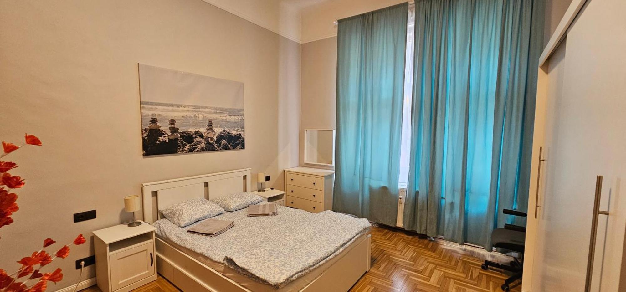 Central Dob Apartman Budapest Exteriör bild
