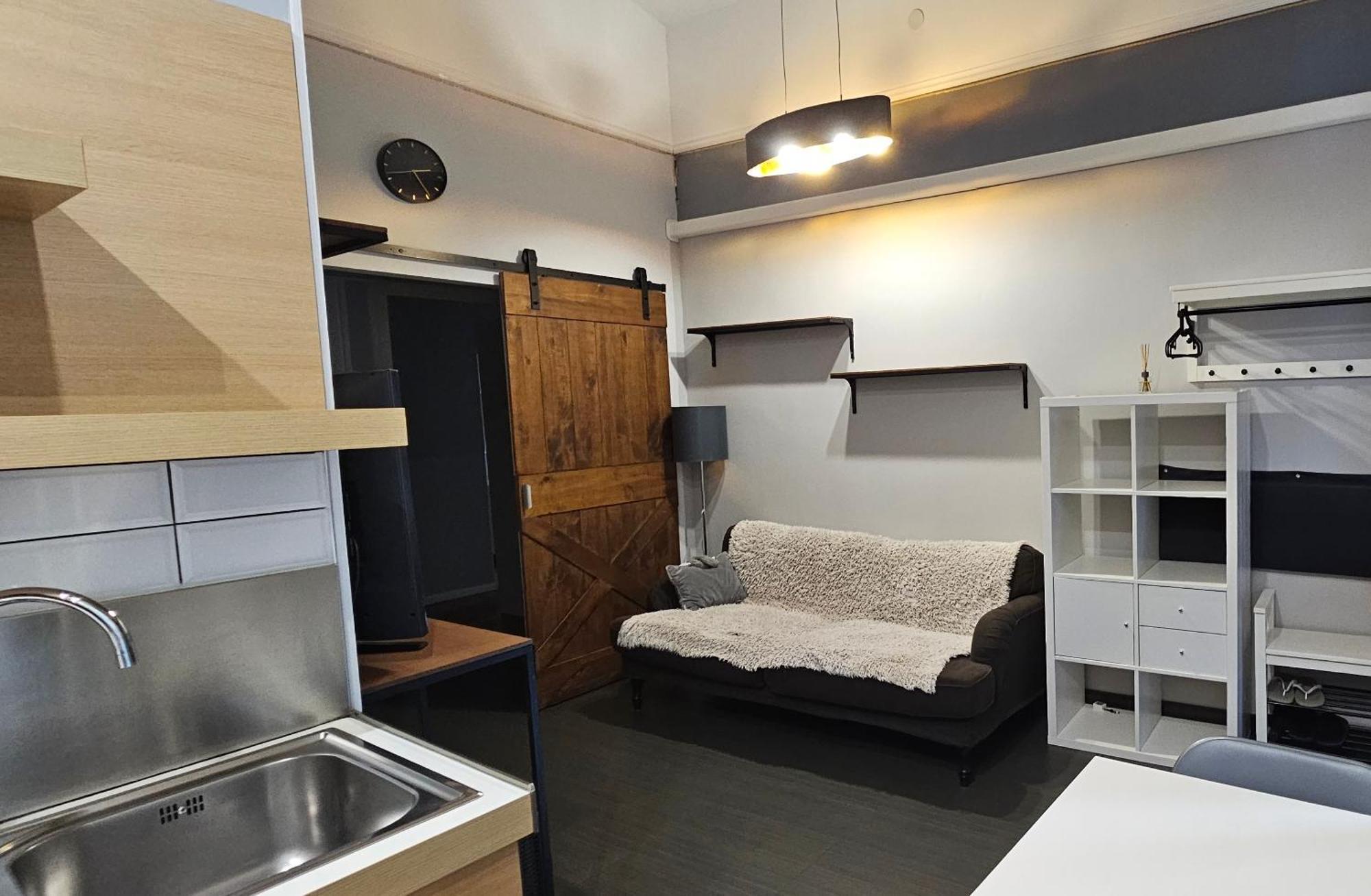 Central Dob Apartman Budapest Exteriör bild